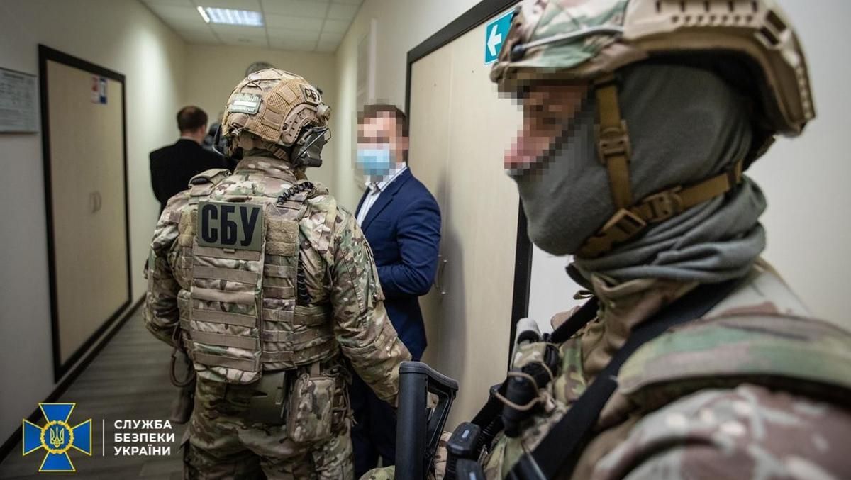 СБУ викрила посадовців ДАБІ, які продавали дозволи на будівництво СБУ викрила посадовців ДАБІ, які продавали дозволи на будівництво