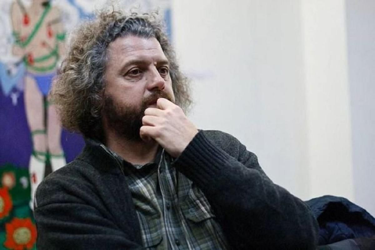Білоруський поет Строцев показав знак вікторія: його арештували