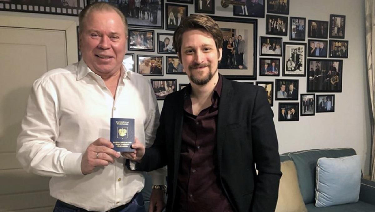 Едвард Сноуден зможе безстроково жити в Росії: що про нього відомо Едвард Сноуден зможе безстроково жити в Росії: що про нього відомо