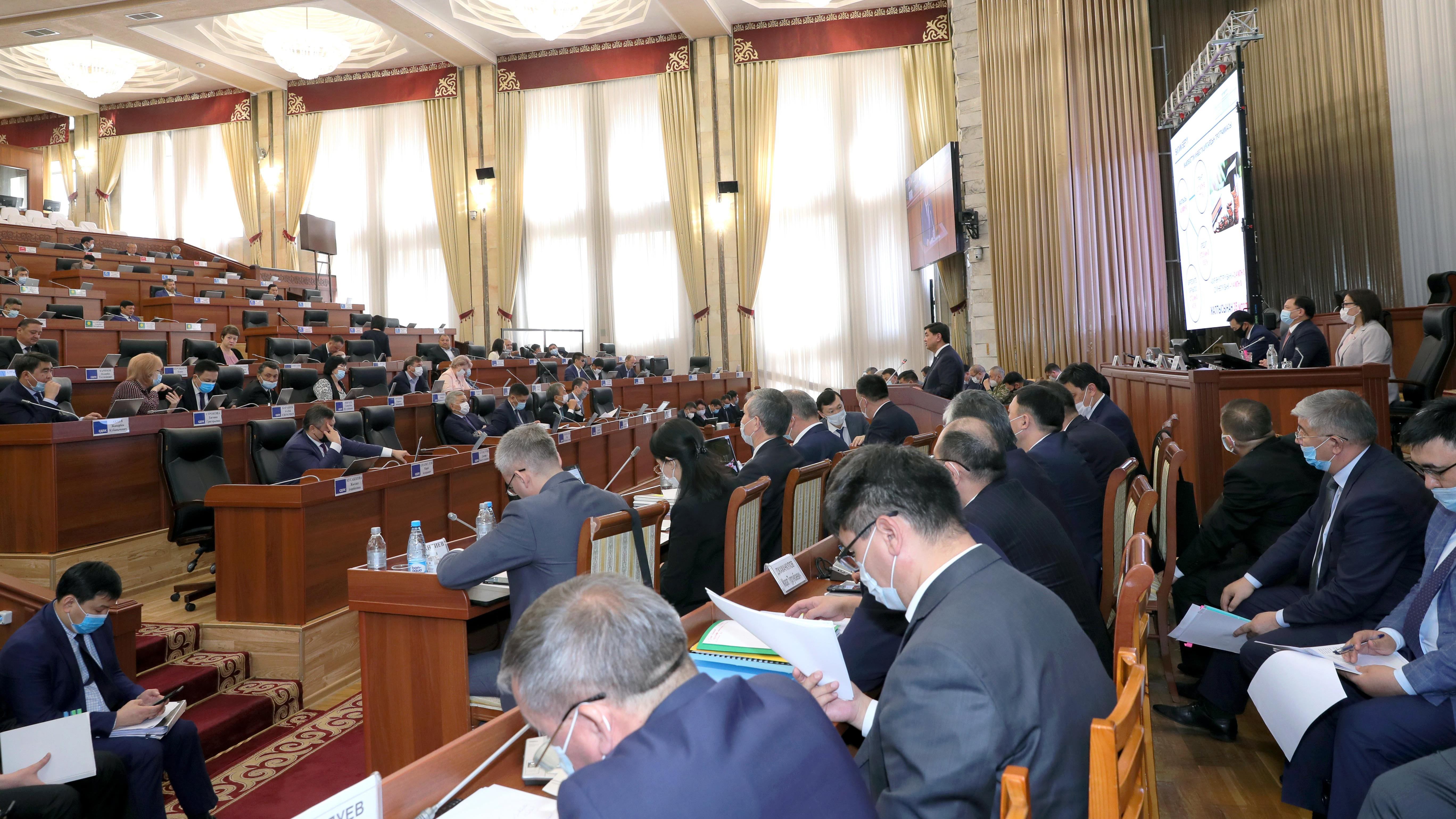 Парламент Киргизстану переніс повторні парламентські вибори на пізнішу дату: на яку саме
