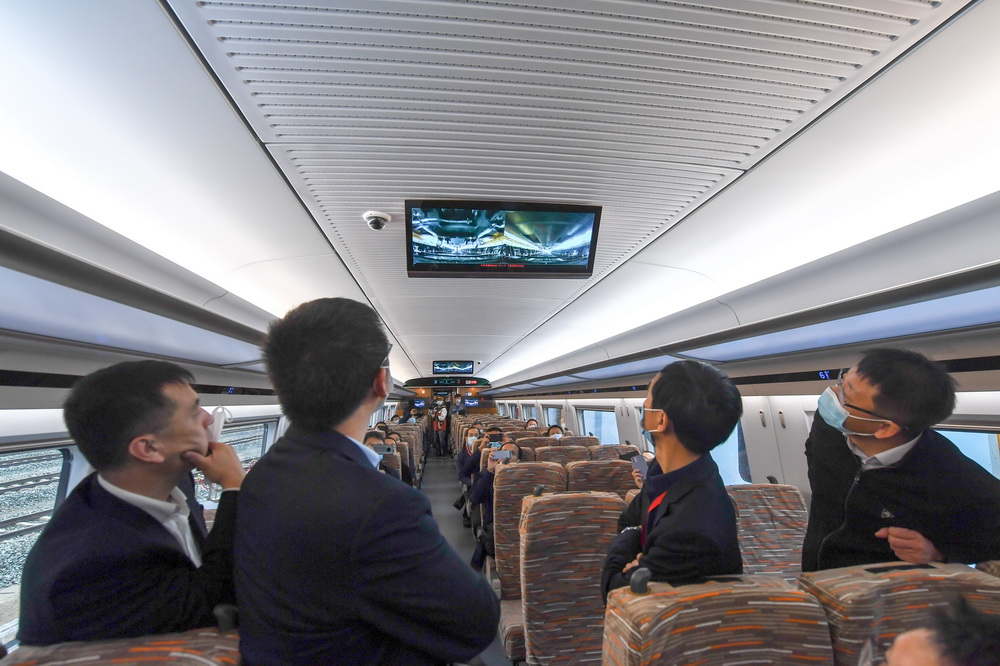 Надшвидкісний потяг в Китаї