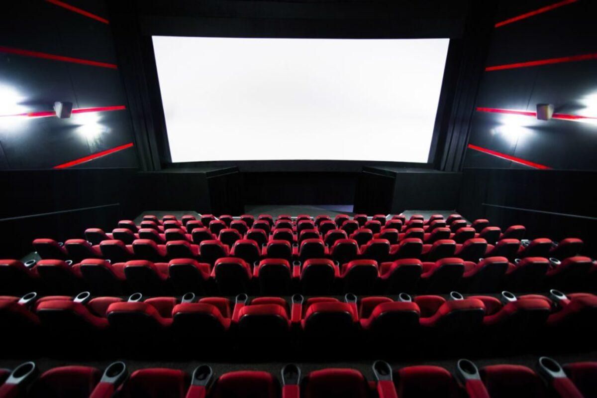 Несмотря на красную зону, на Харьковщине откроют кинотеатры