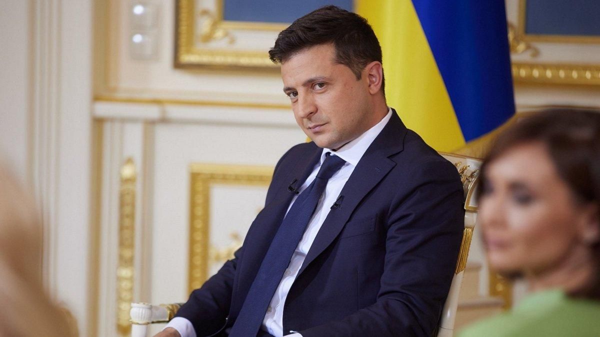 Опитування Зеленського: як виглядатимуть, працюватимуть волонтери фото Опитування Зеленського: як виглядатимуть, працюватимуть волонтери фото