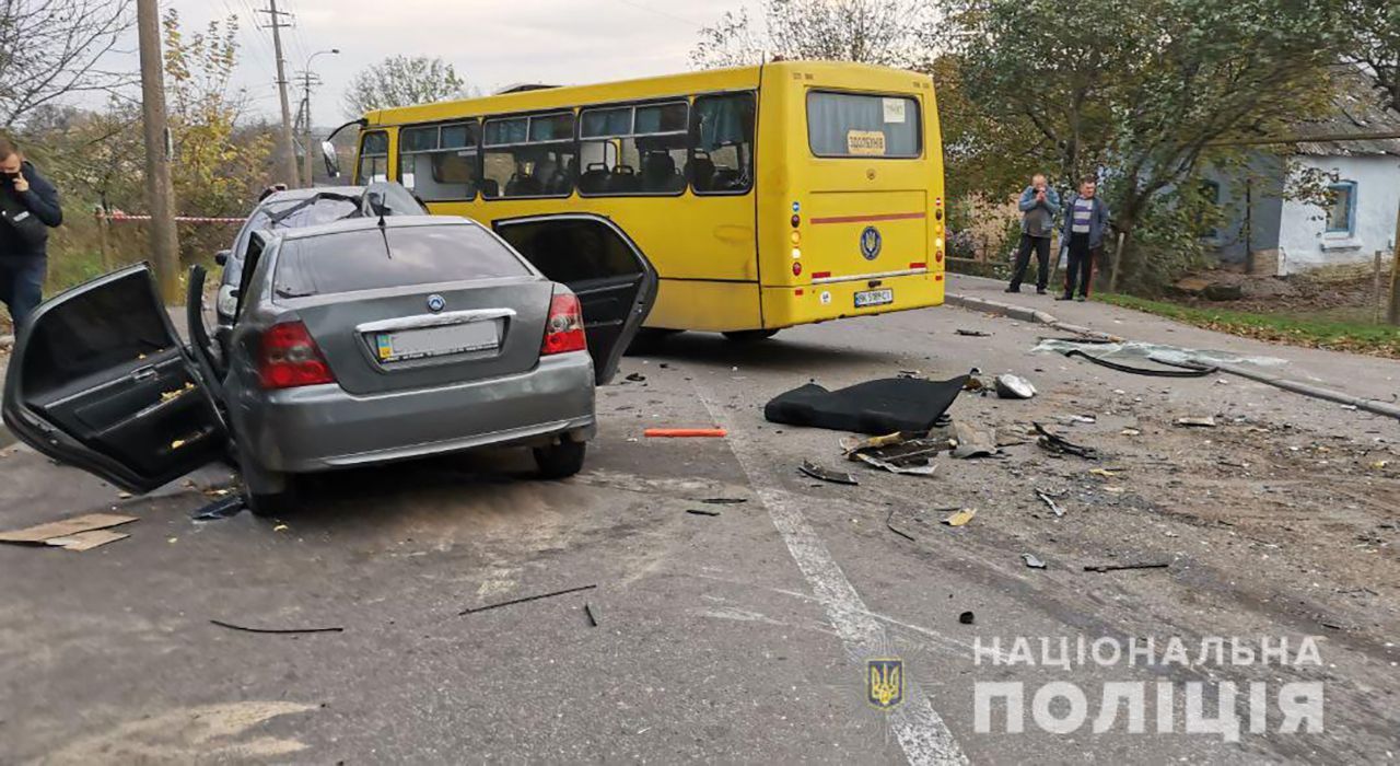 ДТП в Ровно с участием маршрутки 24 октября 2020: фото, видео