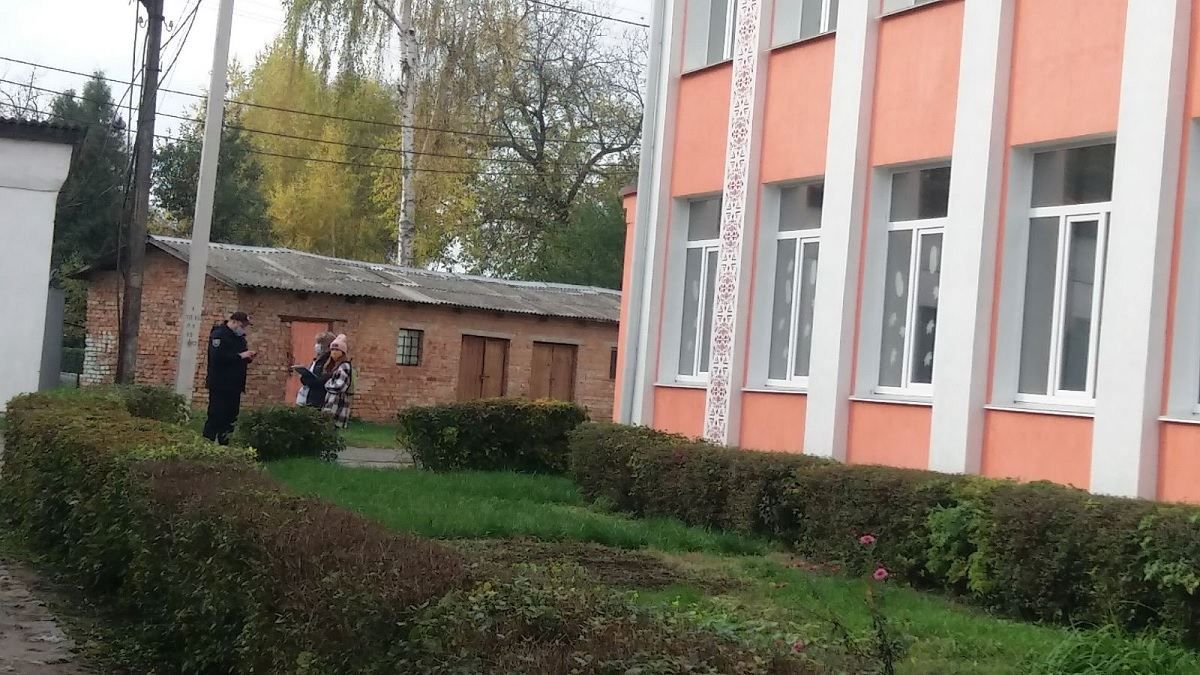 На Хмельниччині всенародне опитування проводила 11-річна дівчинка На Хмельниччині всенародне опитування проводила 11-річна дівчинка