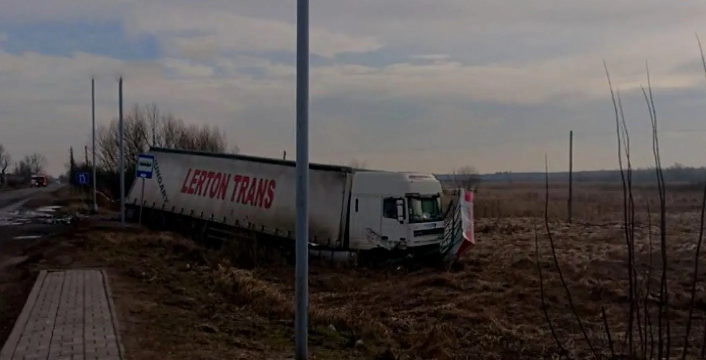 ДТП, вантажівка, фура ДТП, вантажівка, фура