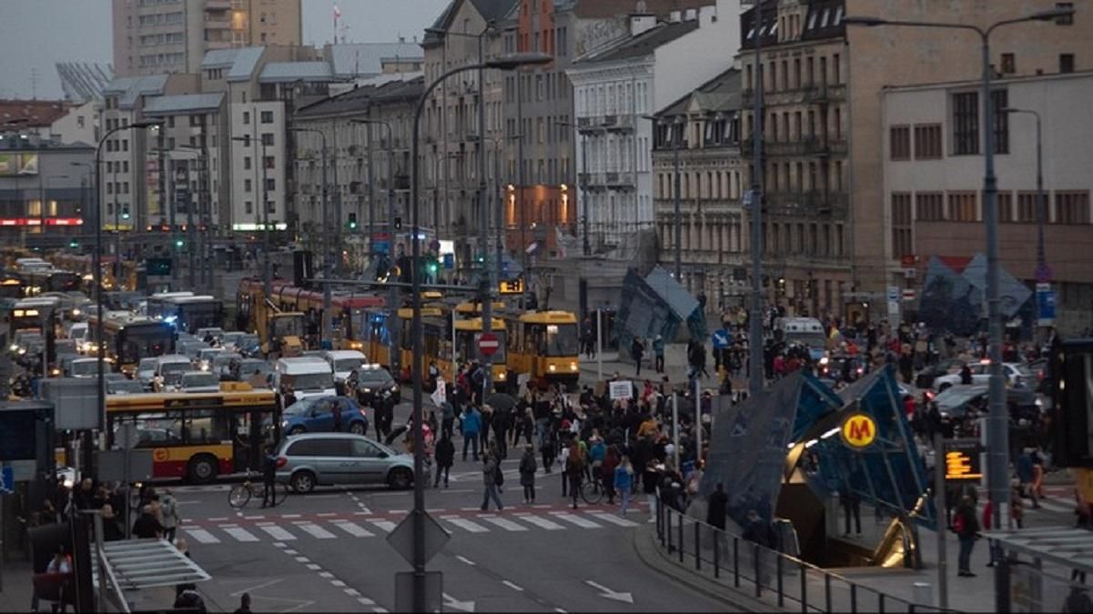 Протести в Польщі через заборону абортів: що відбувається 26 жовтня Протести в Польщі через заборону абортів: що відбувається 26 жовтня