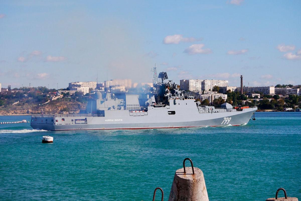 Військові навчання РФ в окупованому Криму Військові навчання РФ в окупованому Криму