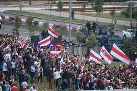 "Ми – не фашисти, ми – садисти": як ОМОН знущається над мирними протестувальниками в Білорусі