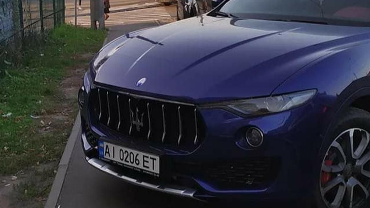 У Києві помітили нечемну водійку Maserati