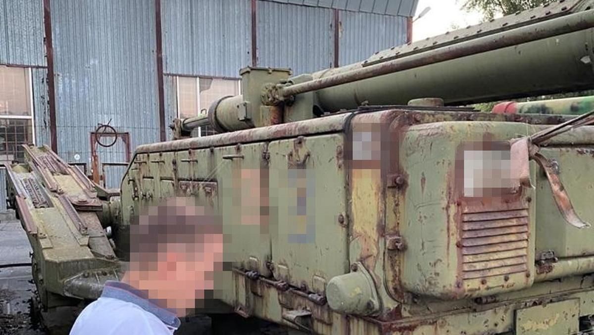 Працівники підприємства оборонки контрабандою завезли до України 3 ЗРК Працівники підприємства оборонки контрабандою завезли до України 3 ЗРК