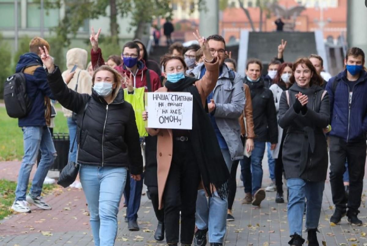 Скількох студентів-протестувальників вигнали з вишів Білорусі