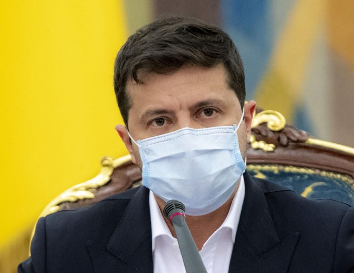 Зеленський анонсував законопроєкт про відновлення доброчесності КСУ Зеленський анонсував законопроєкт про відновлення доброчесності КСУ