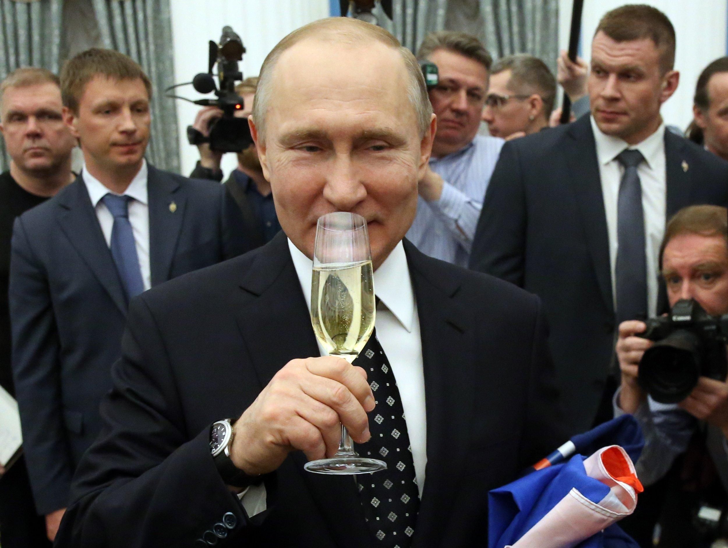  Через что Путин теряет контроль внутри России