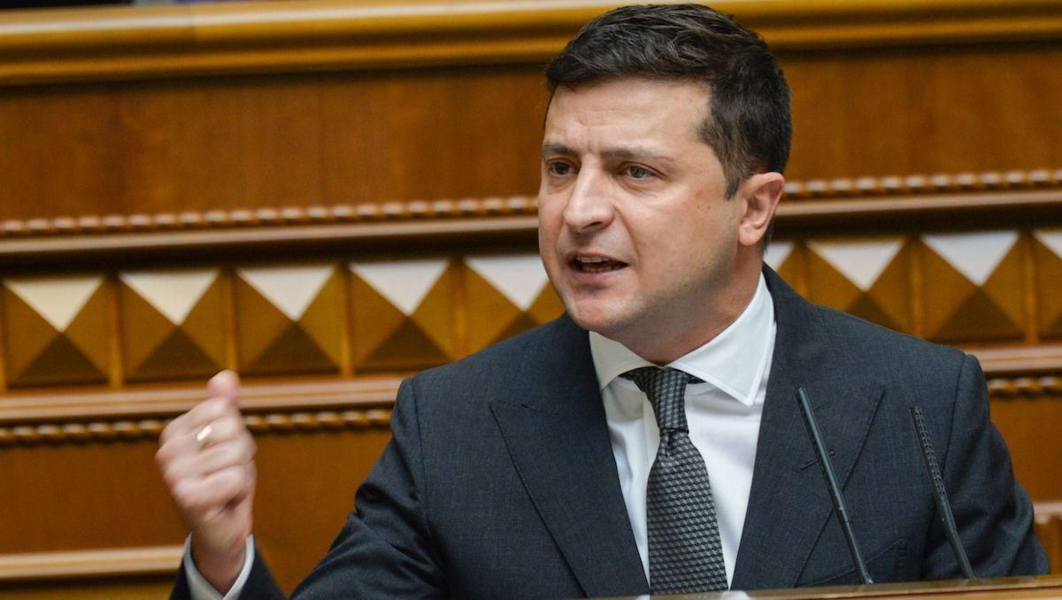 Рішення КСУ як провокація протестів: як реагуватиме Зеленський Рішення КСУ як провокація протестів: як реагуватиме Зеленський