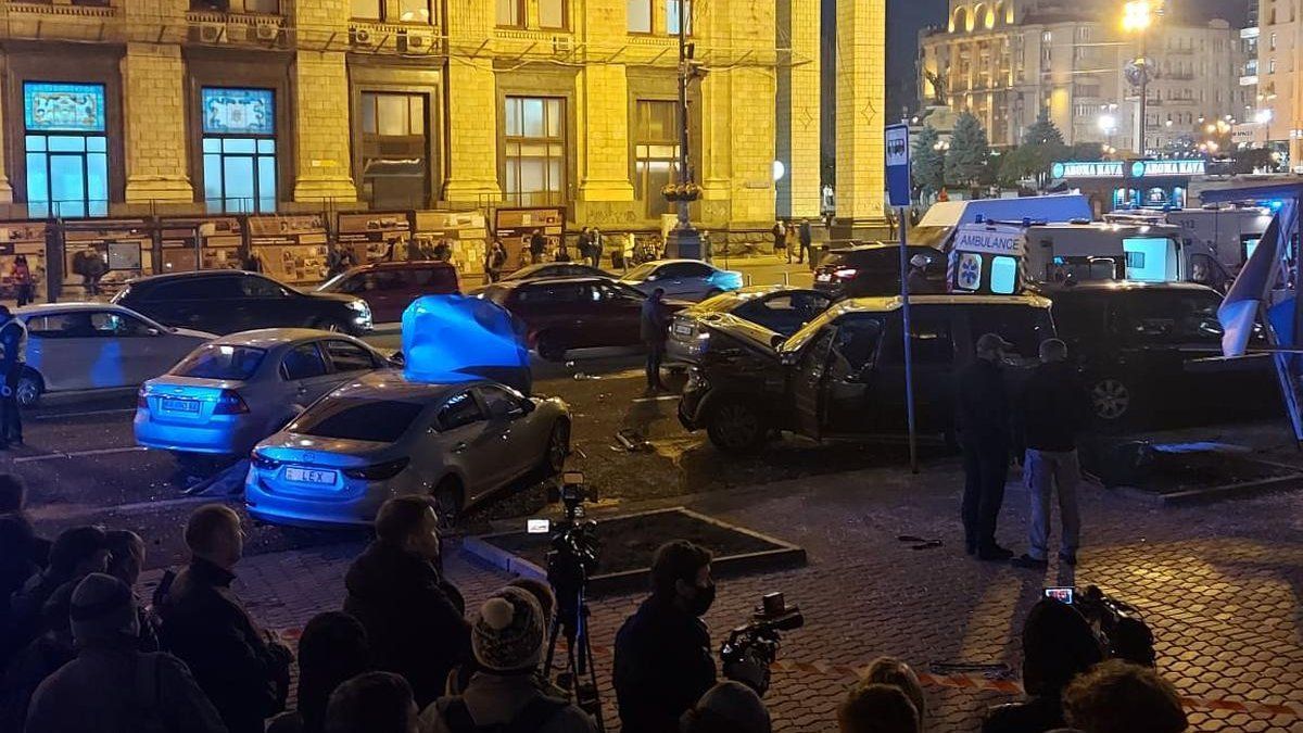 Жахлива ДТП на Майдані: у поліції відкрили кримінальну справу Жахлива ДТП на Майдані: у поліції відкрили кримінальну справу