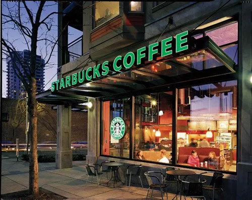 Купить стильное кресло можно в любой кофейне Starbucks в Великобритании