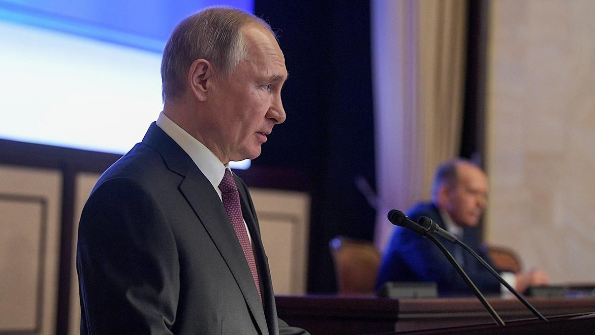 Путин подал в Думу закон, что позволит ему быть во власти пожизненно