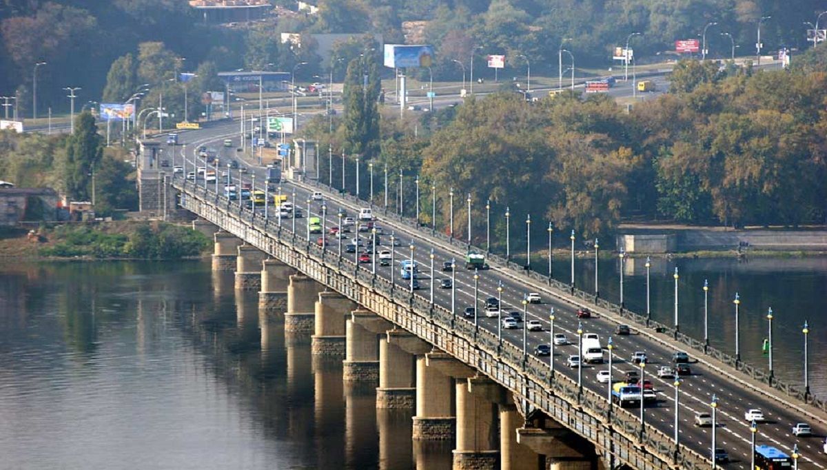 Замінування мосту Патона в Києві: що відомо про мінувальника