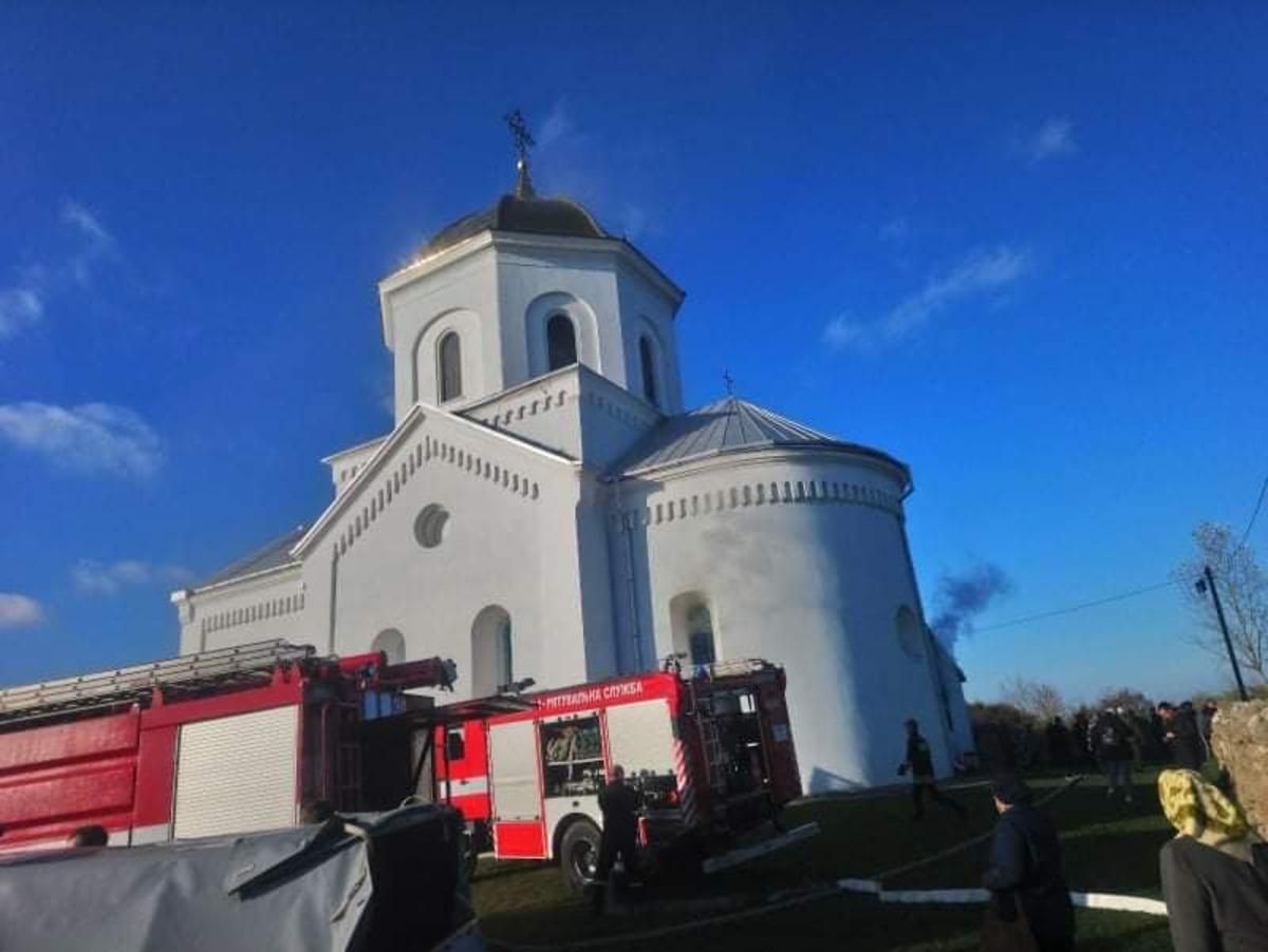 На Львівщині мало не згоріла церква XVI століття: фото