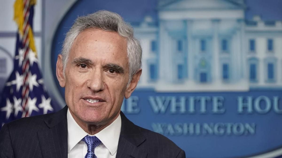 Радник Трампа дав інтерв'ю російським пропагандистам і вибачився Радник Трампа дав інтерв'ю російським пропагандистам і вибачився