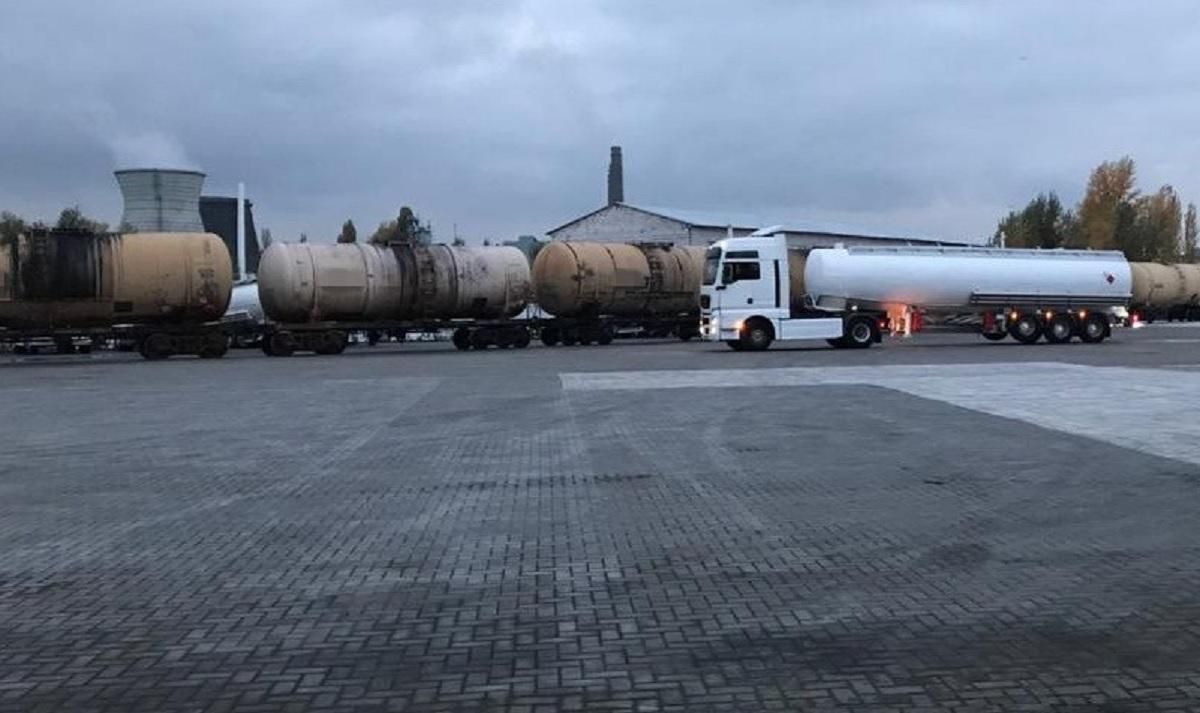 СБУ разоблачила нелегальный импорт нефтепродуктов: фото СБУ разоблачила нелегальный импорт нефтепродуктов: фото