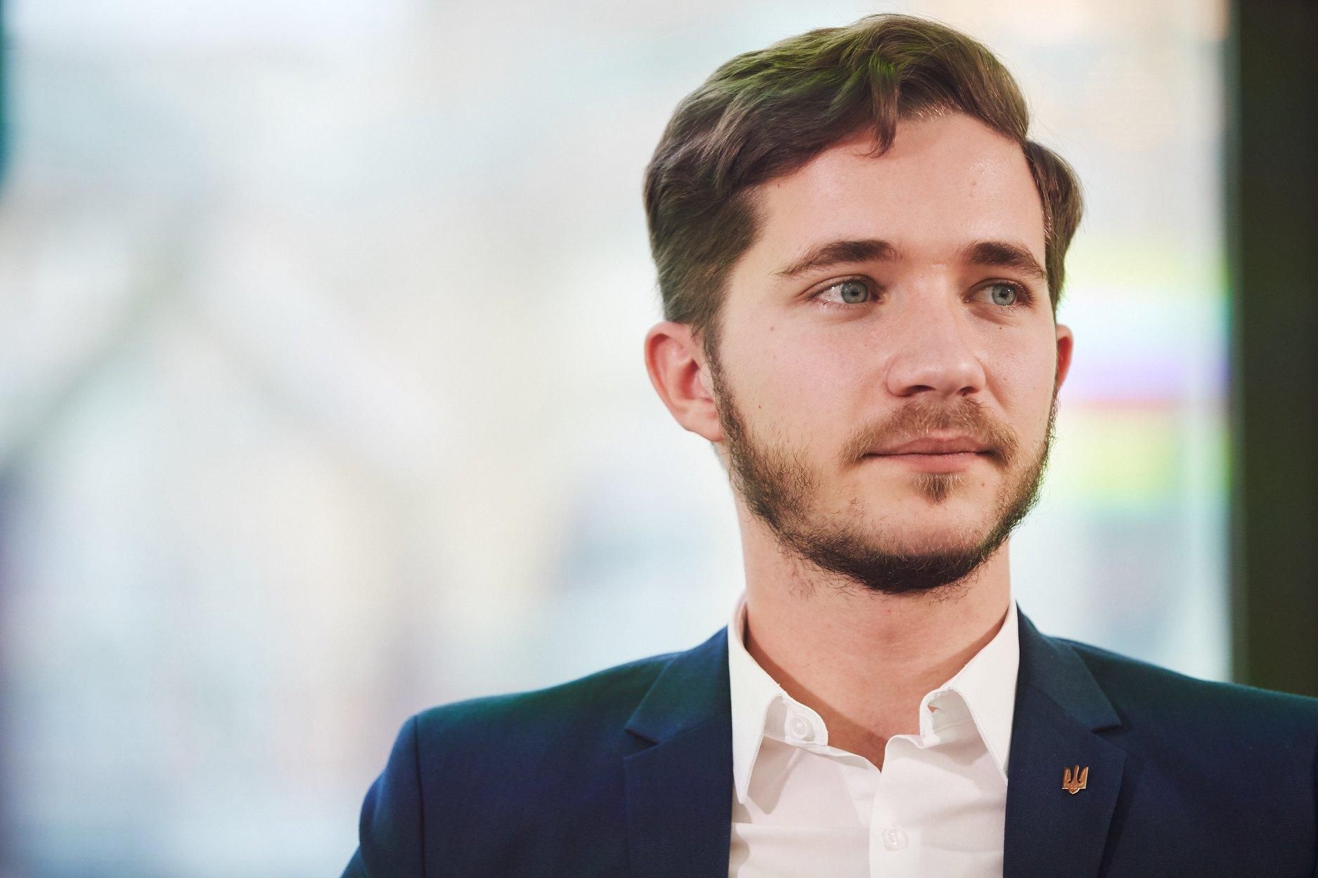 Законопроект Разумкова не решит конституционного кризиса, - политолог Законопроект Разумкова не решит конституционного кризиса, - политолог