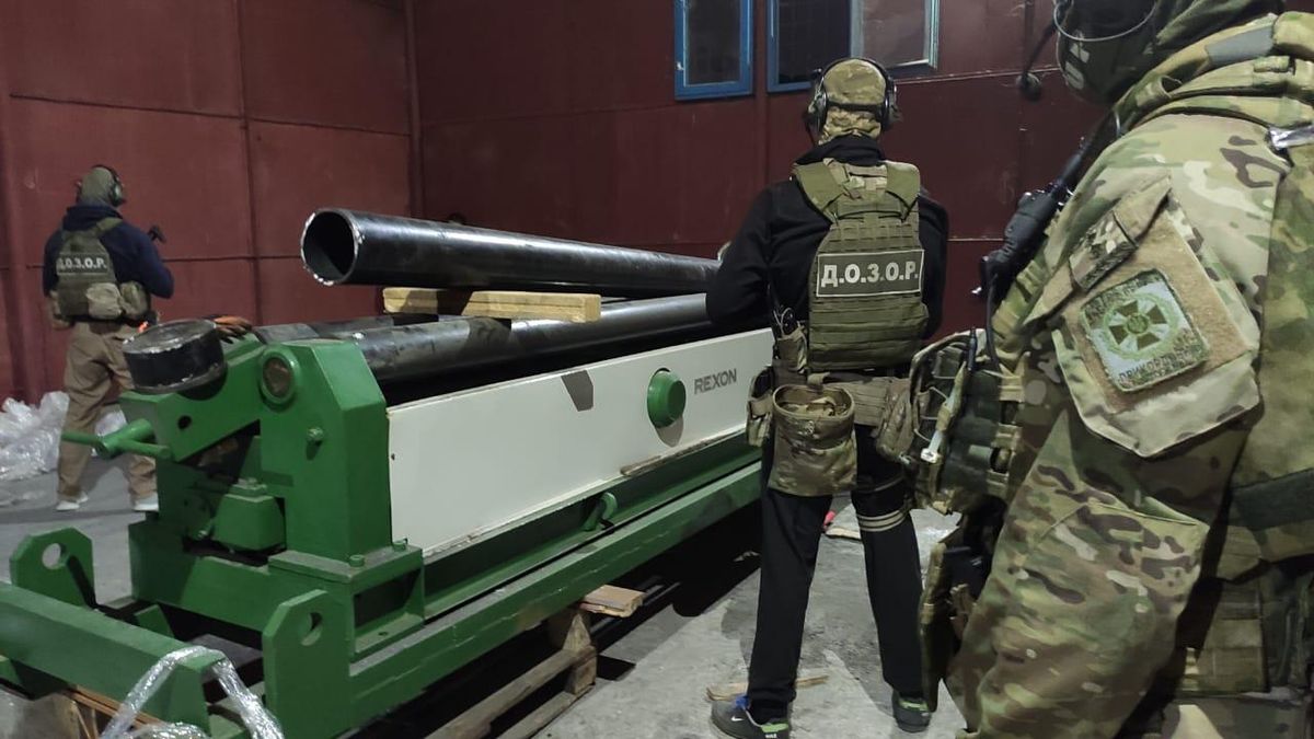 Контрабандисты перевозили 122 килограмма кокаина в станке: чем это закончилось Контрабандисты перевозили 122 килограмма кокаина в станке: чем это закончилось