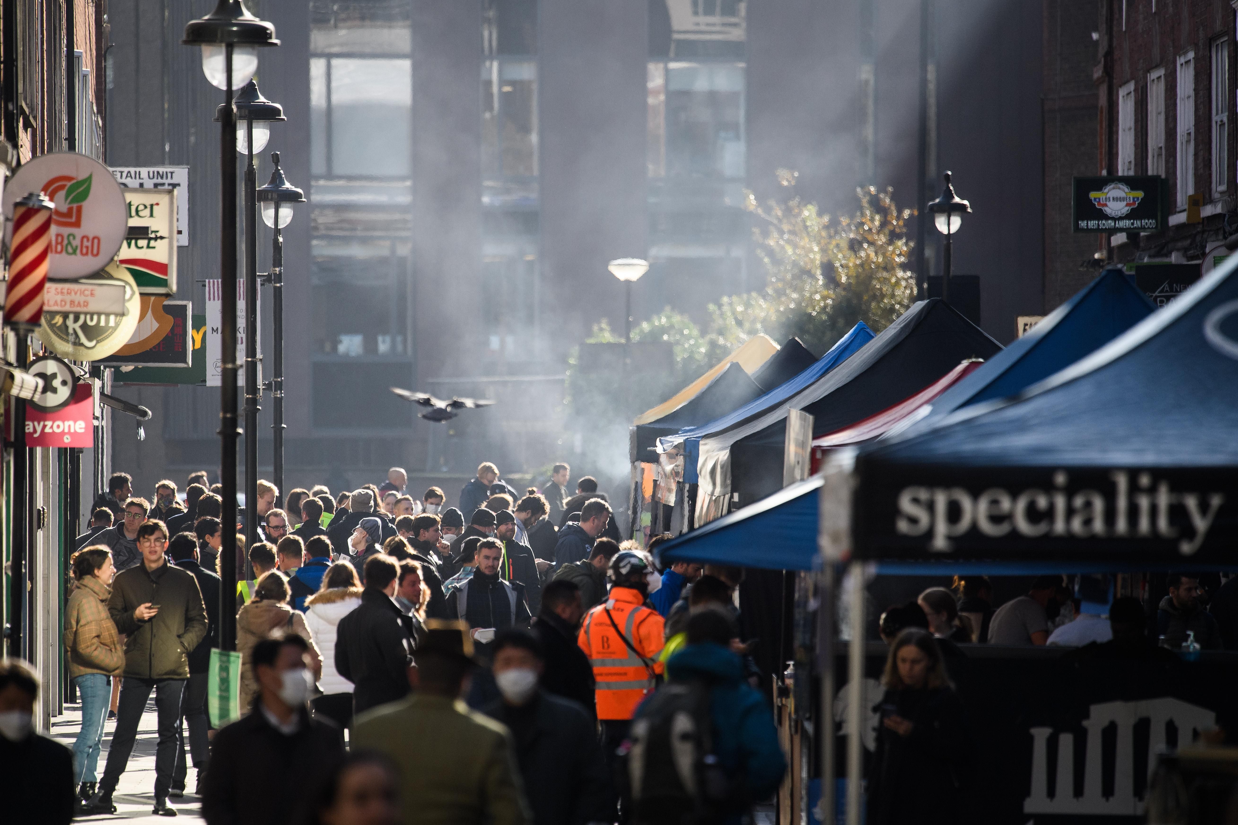 У день виборів у США зафіксували понад 90 тисяч заражених COVID-19 - Канал 24 У день виборів у США зафіксували понад 90 тисяч заражених COVID-19 - Канал 24