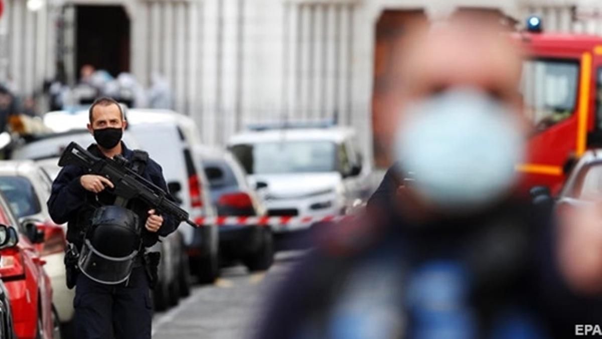 Теракт у Ніцці: біля Парижа затримали вже п’ятого підозрюваного