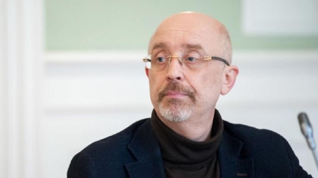 План дій по Донбасу передбачає саморозпуск угруповань бойовиків План дій по Донбасу передбачає саморозпуск угруповань бойовиків