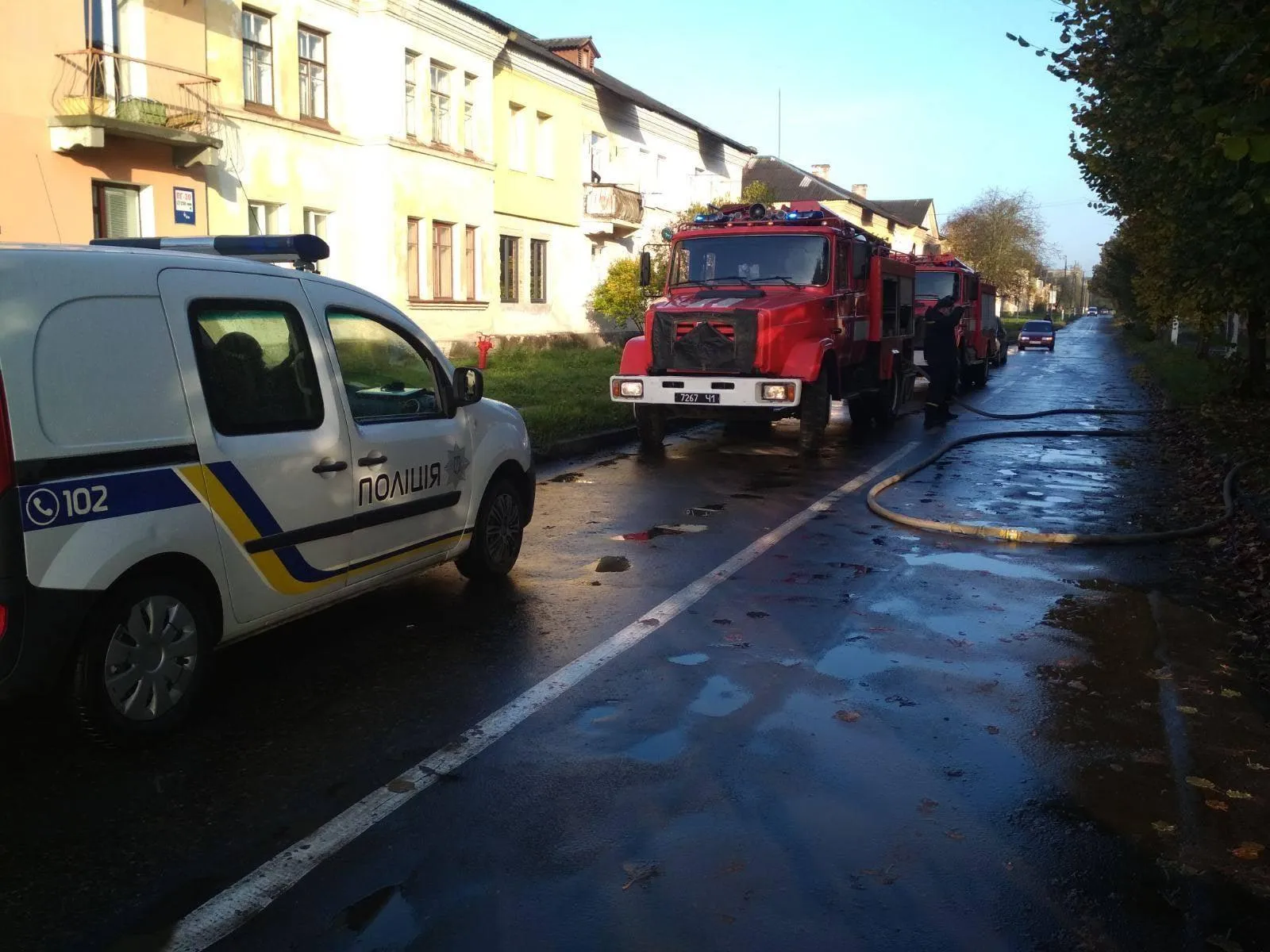 У Червонограді загорілась квартира: власник мирно спав і ледь не загинув – фото У Червонограді загорілась квартира: власник мирно спав і ледь не загинув – фото