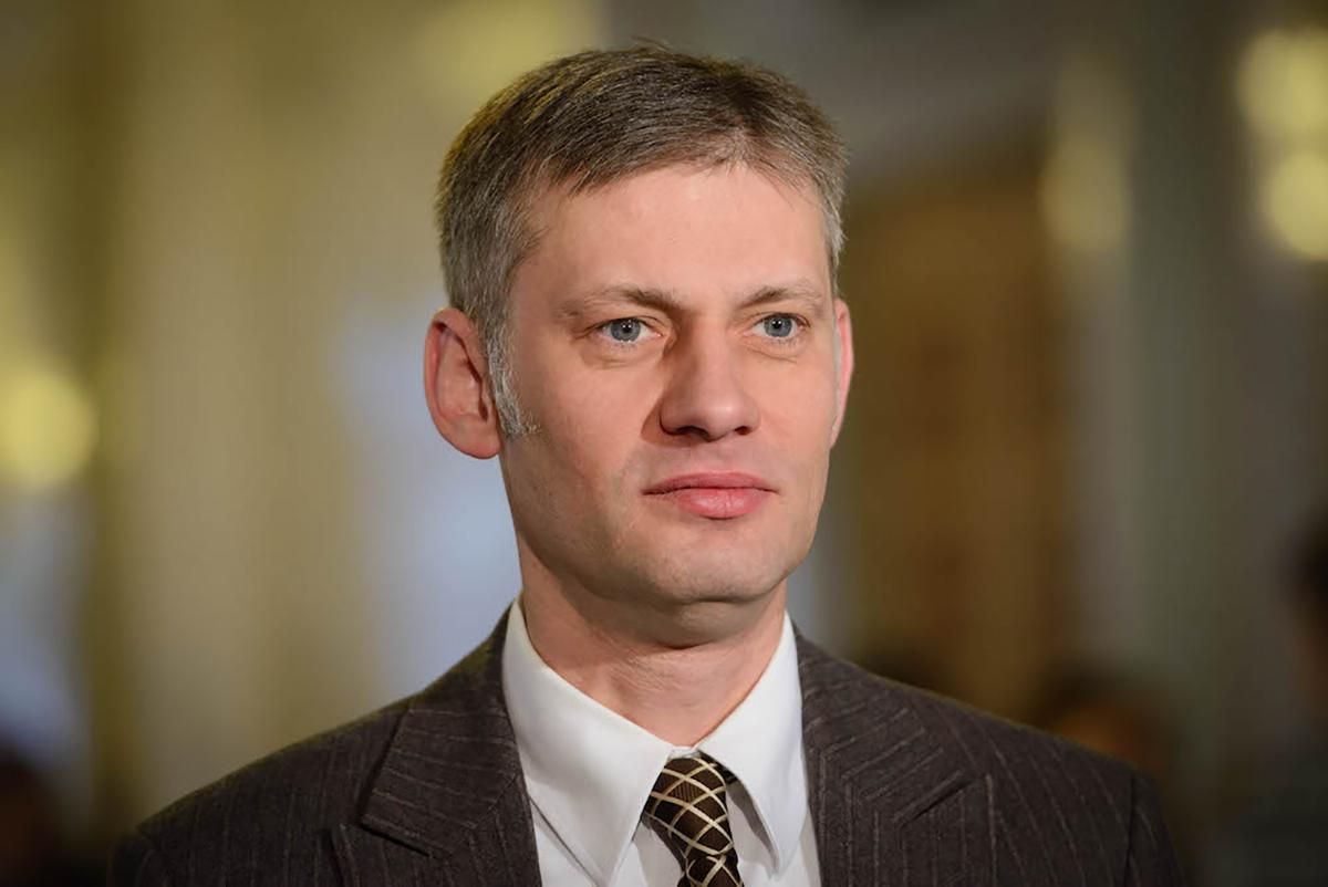 Як обиратимуть суддів до КСУ та якими вони мають бути: думка юриста Як обиратимуть суддів до КСУ та якими вони мають бути: думка юриста