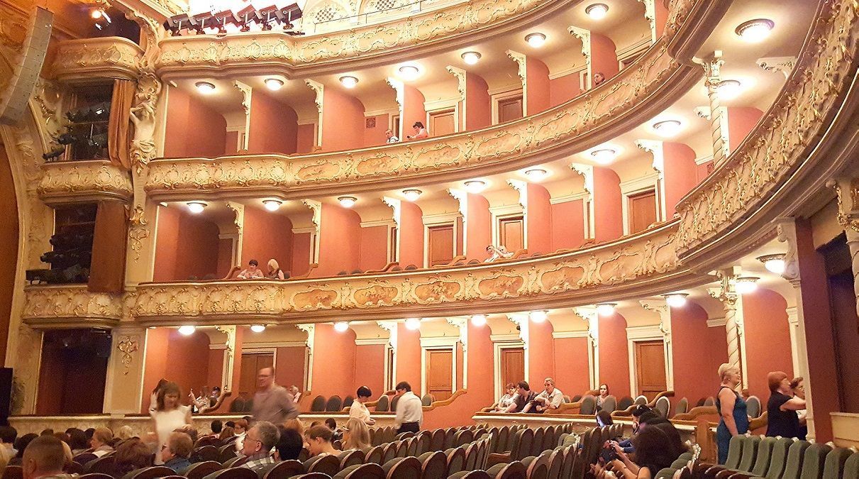 На камерной сцене театра имени Франко состоялась премьера спектакля "Трамвай желания" На камерной сцене театра имени Франко состоялась премьера спектакля "Трамвай желания"