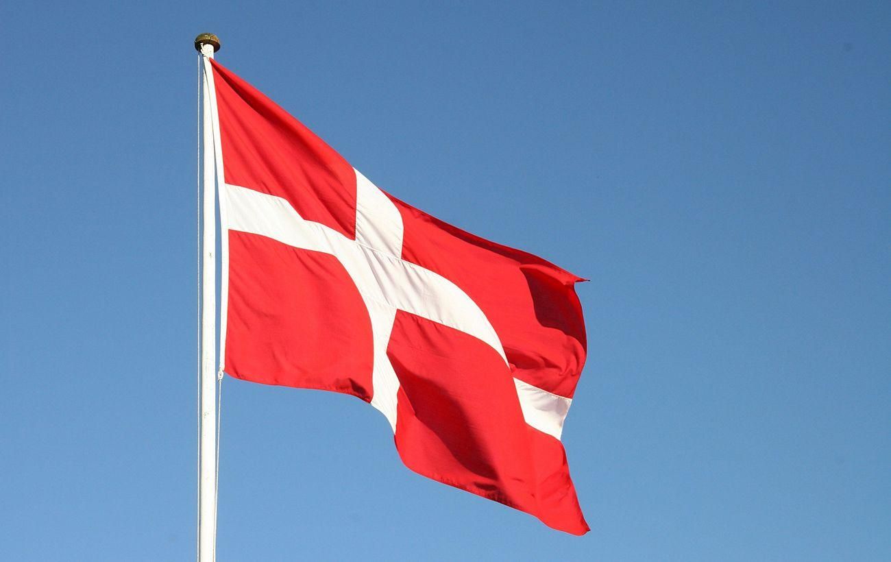 Данія введе нові карантинні обмеження через мутацію коронавірусу