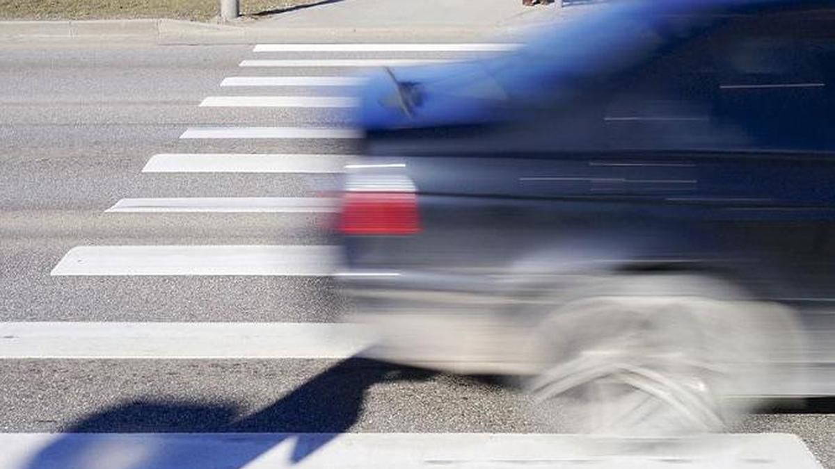 В Харькове водитель сбил ребенка на пешеходном переходе В Харькове водитель сбил ребенка на пешеходном переходе