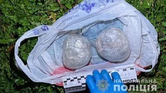 Перекидав наркотики до Лук'янівського СІЗО: у Києві затримали 27-річного чоловіка – фото