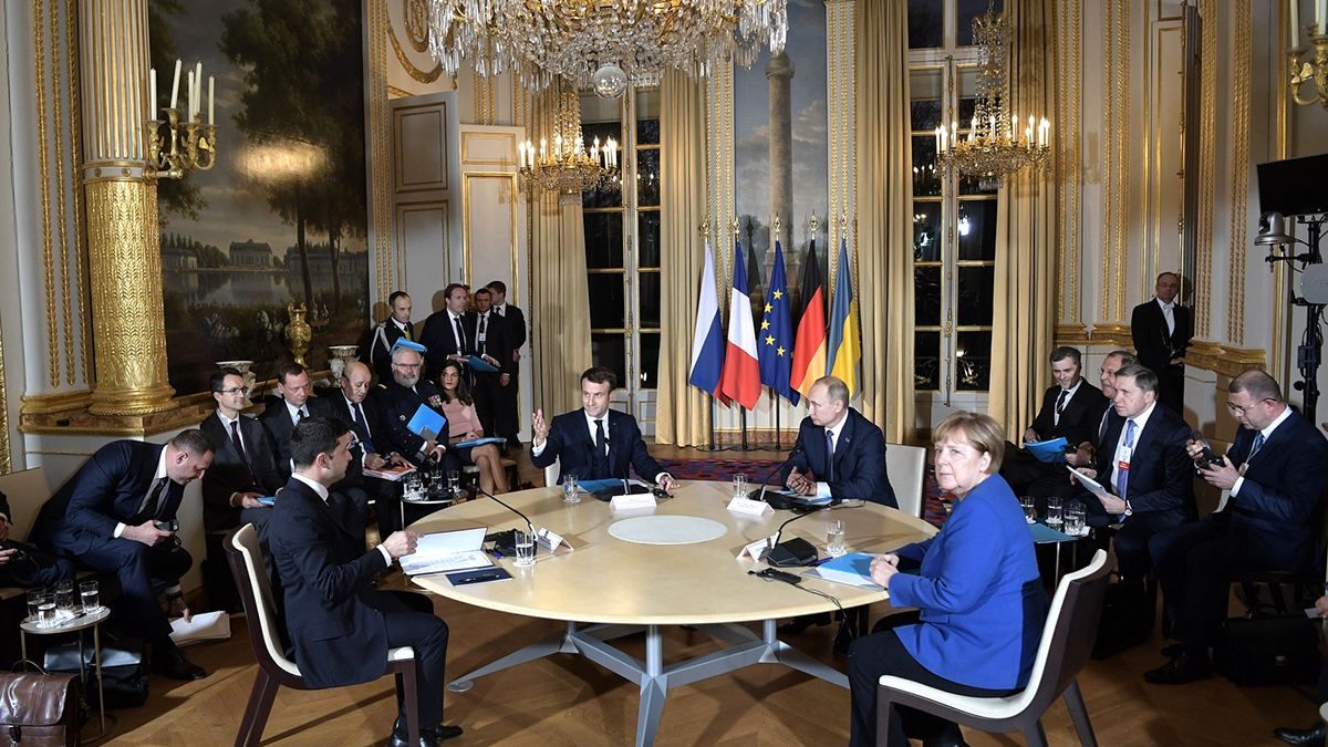 Нормандская четверка сможет внести изменения в План по Донбассу Нормандская четверка сможет внести изменения в План по Донбассу