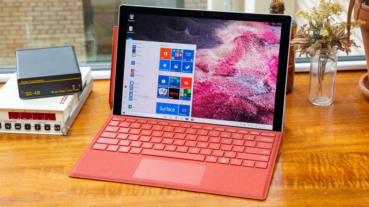 Surface Pro 8 виклали на eBay раніше офіційного релізу, Техно 24