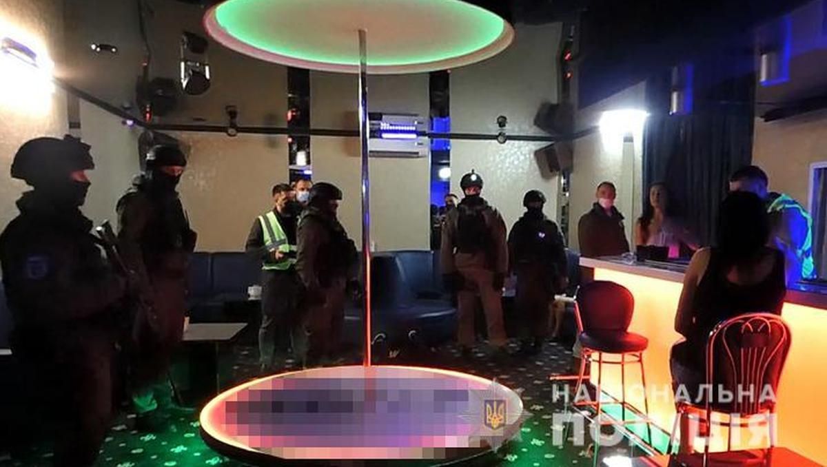 В Киеве открыли еще одно уголовное дело за нарушение карантина В Киеве открыли еще одно уголовное дело за нарушение карантина