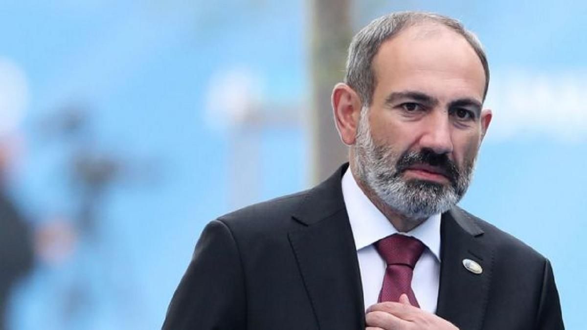 В Армении оппозиция требует отставки премьера: детали заявления