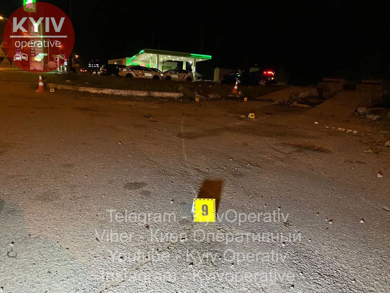 У Києві на Оболоні легковик на смерть збив поліцейську У Києві на Оболоні легковик на смерть збив поліцейську