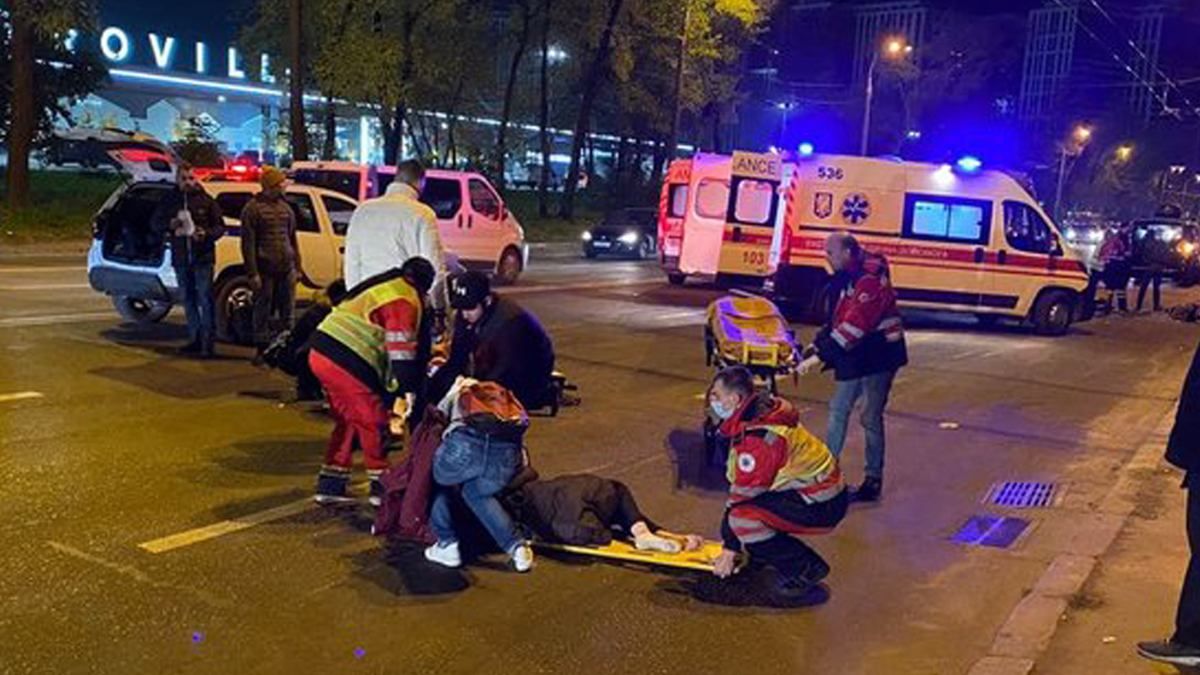В Киеве сотрудник СБУ на Harley Davidson сбил 3 человека - соцсети