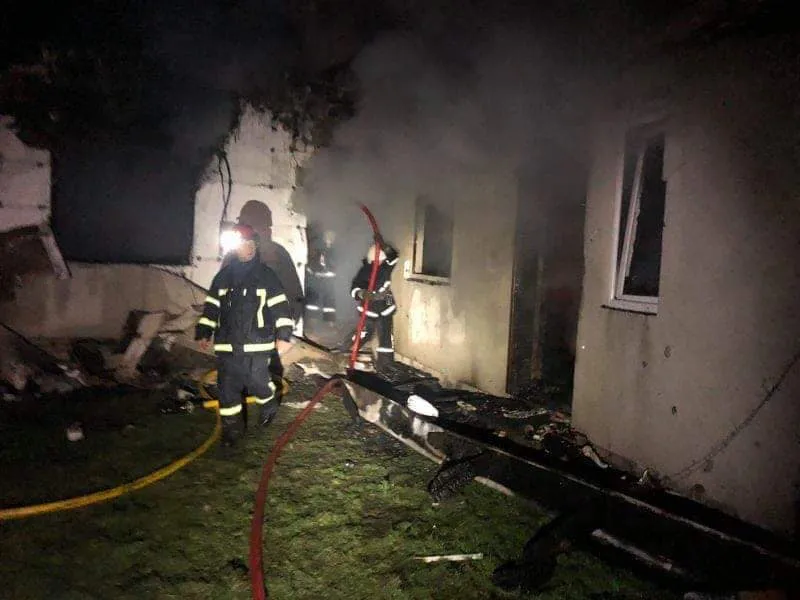 На Львівщині трапилась нищівна пожежа: житловий будинок згорів вщент – фото
