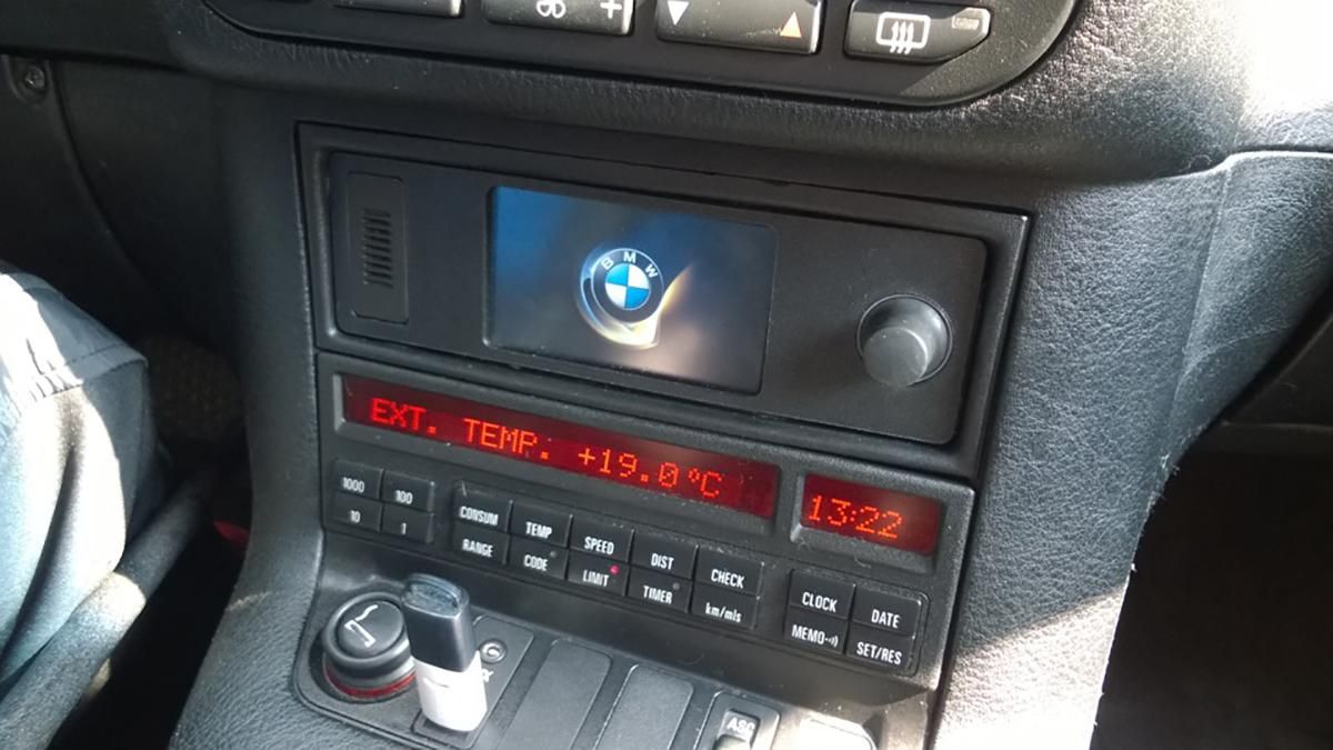 BMW на своих картах обозначает Крым российским BMW на своих картах обозначает Крым российским