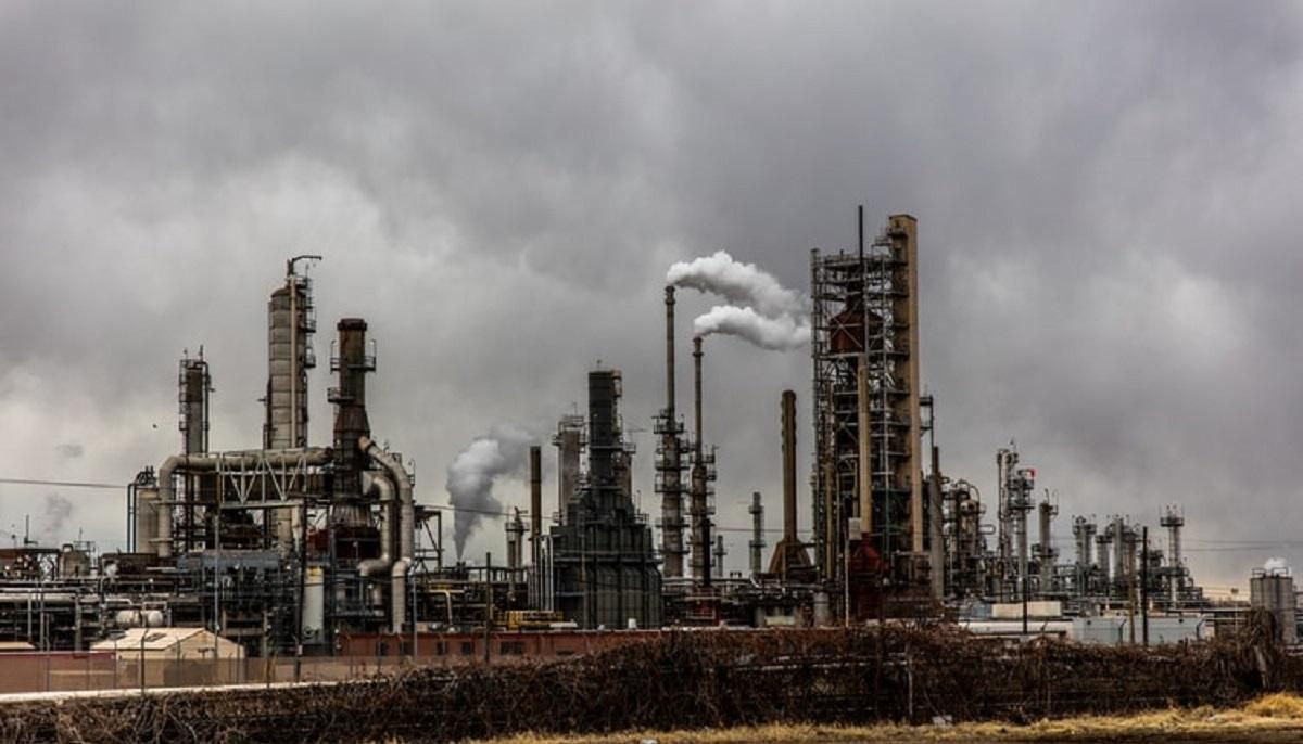 В Україні серйозно знижують шкідливі викиди лише окремі підприємства, – міністр екології В Україні серйозно знижують шкідливі викиди лише окремі підприємства, – міністр екології