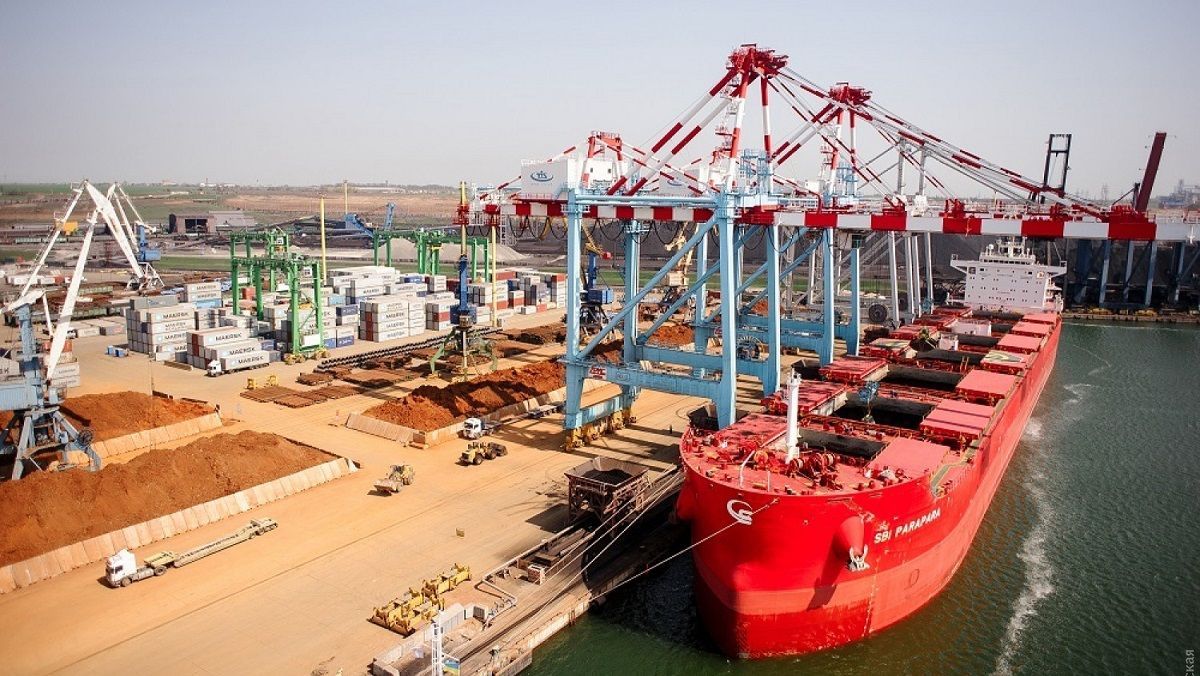 Порт ТИС заподозрили в схемах по неуплате налогов – СМИ Порт ТИС заподозрили в схемах по неуплате налогов – СМИ