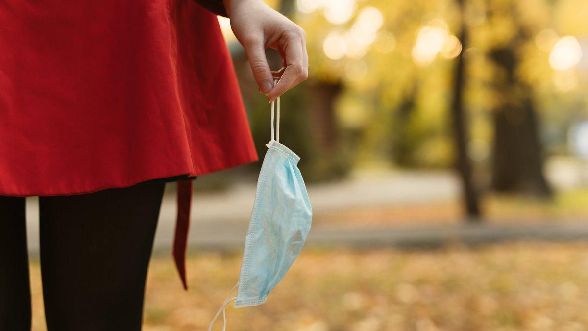 Очільник МОЗ Степанов пояснив, за яких умов в Україні можуть пом'якшити карантин вихідного дня Очільник МОЗ Степанов пояснив, за яких умов в Україні можуть пом'якшити карантин вихідного дня