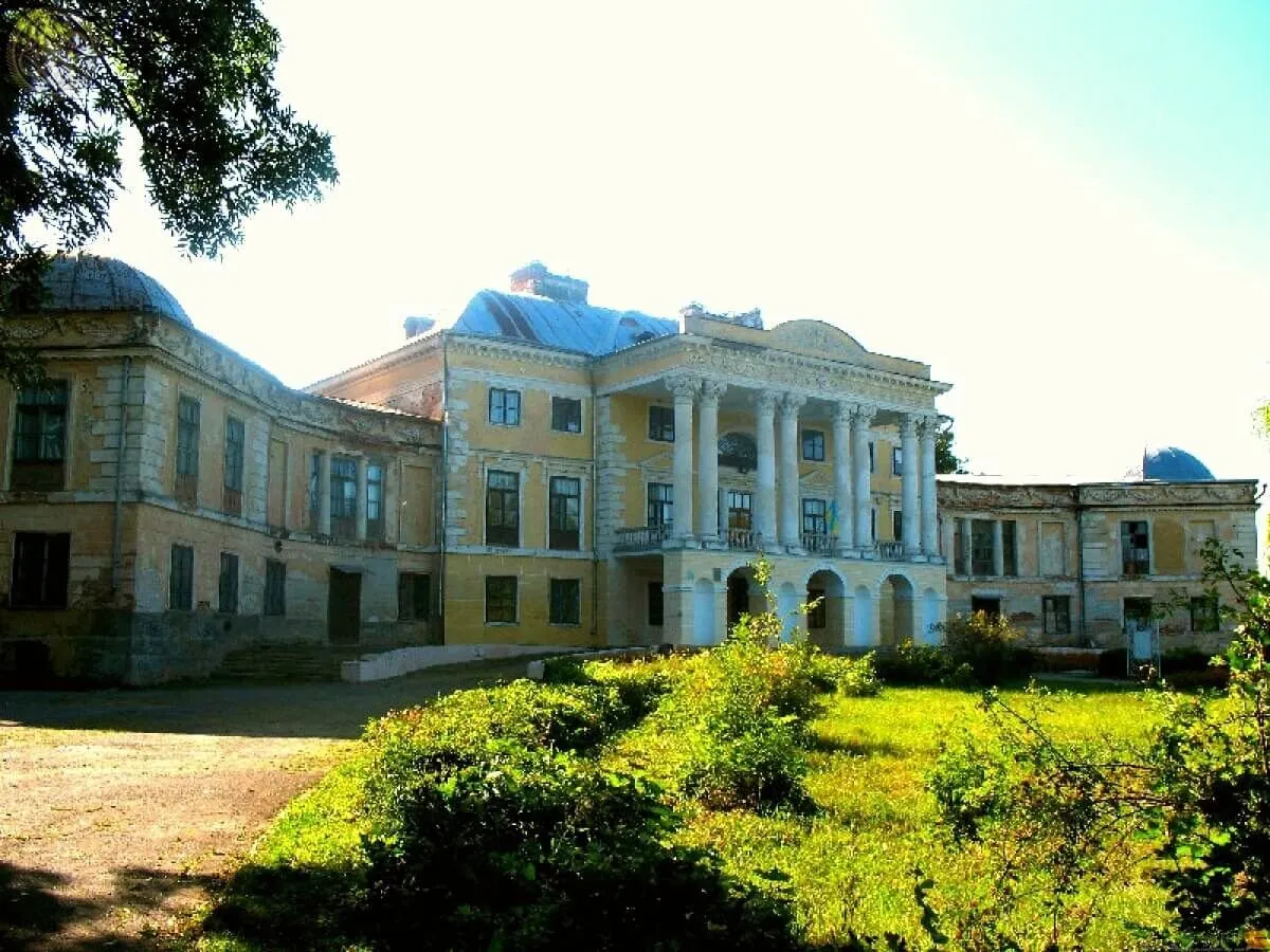 Грохольських Грохольських