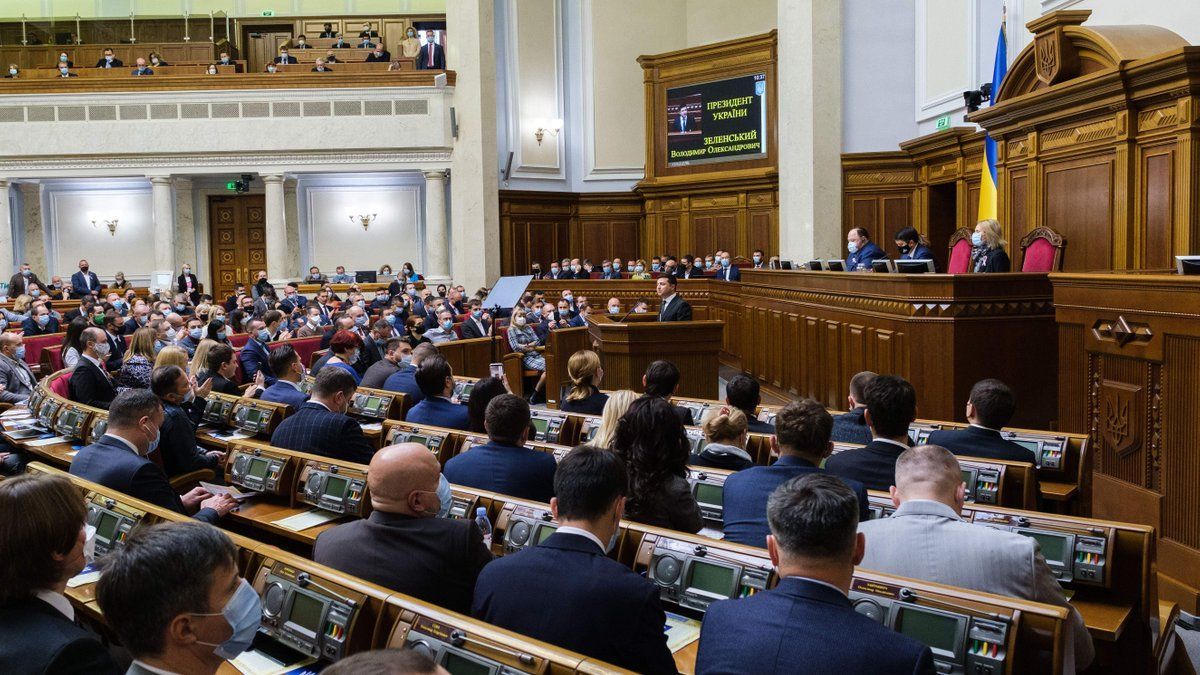 Пленарная неделя Рады под угрозой из-за COVID-19 Пленарная неделя Рады под угрозой из-за COVID-19